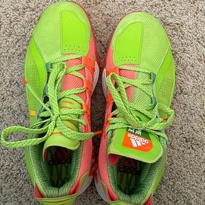 Adidas Damian Lillard sneakers